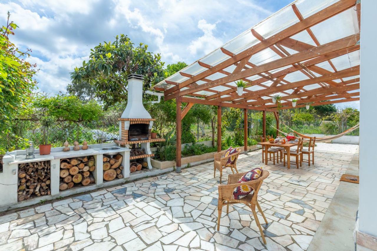 Chitaka'S Organic Farmhouse In Ribatejo Santo Estevao  外观 照片